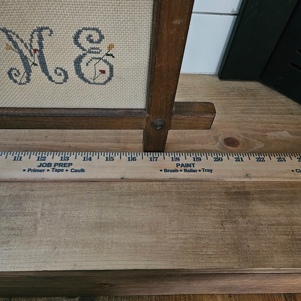 Granny Cottagecore Welcome Cross Stitch Wall Hanging Rustic Wood Frame Handmade - Picture 9 of 9
